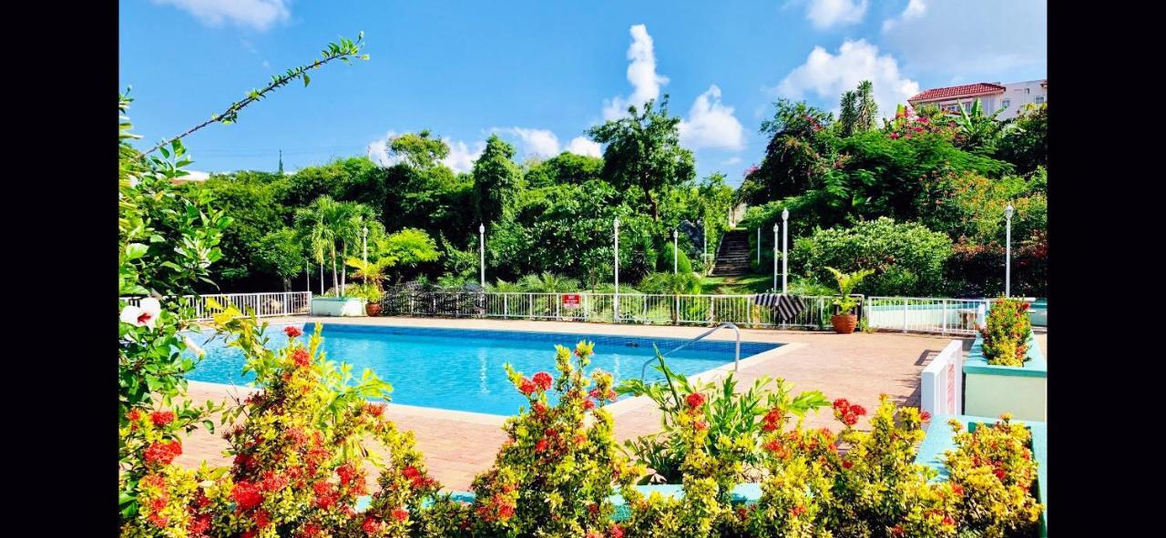 Bella Vista Villa Kingston Exterior photo